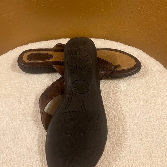 BOC Flip flops - Picture 2 of 5